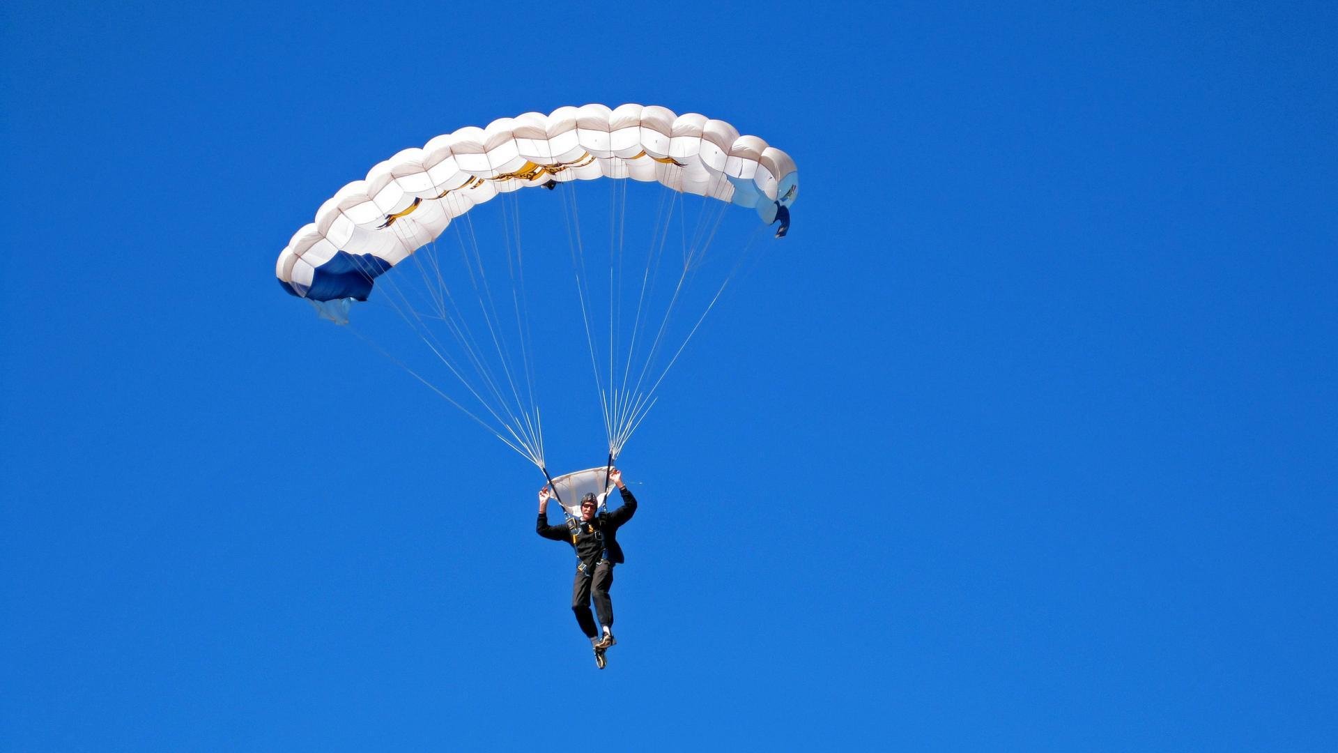 乐鱼体育官网登录-法甲青训崛起：未来之星无限光明！